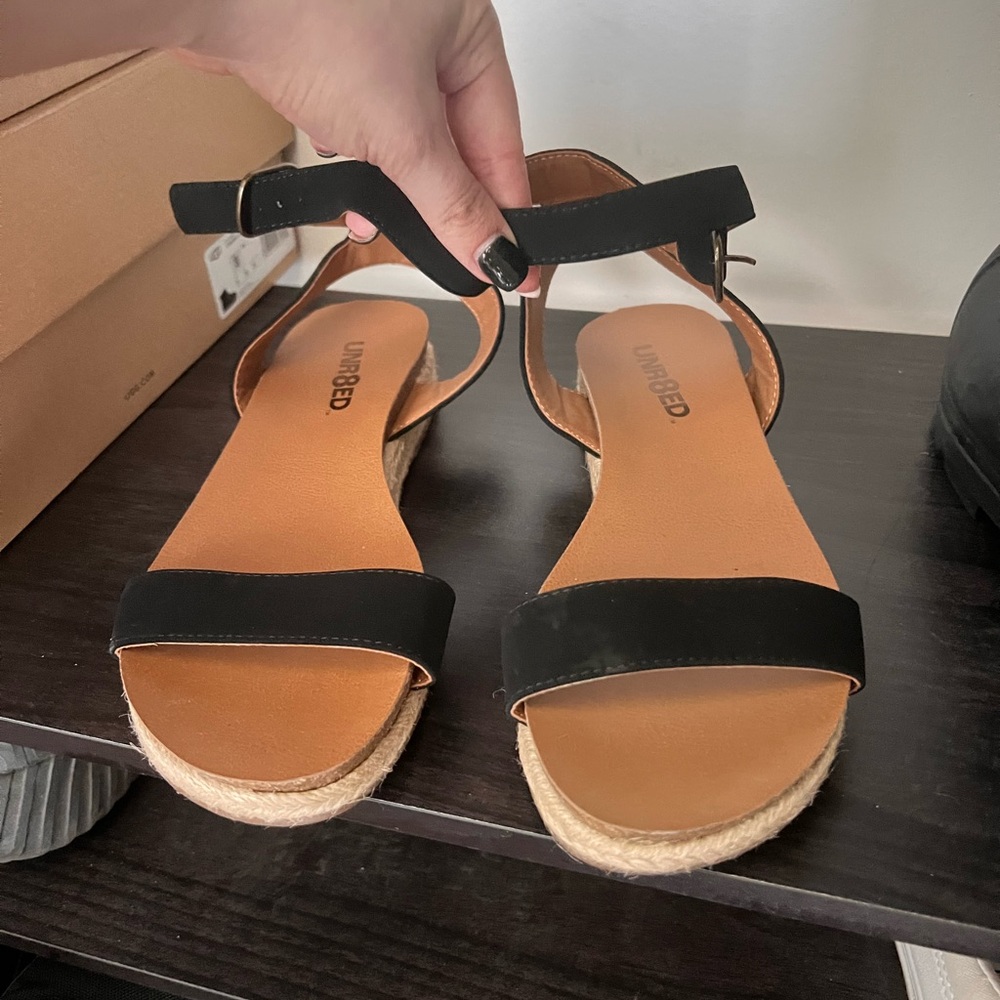 Women's Sandals Like New